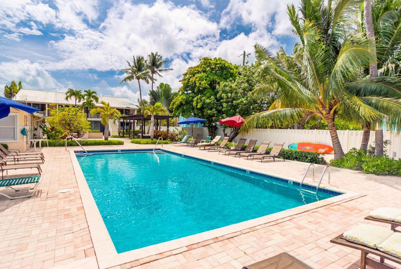 Beach Living At Island Pine Villas Blse George Town Dış mekan fotoğraf