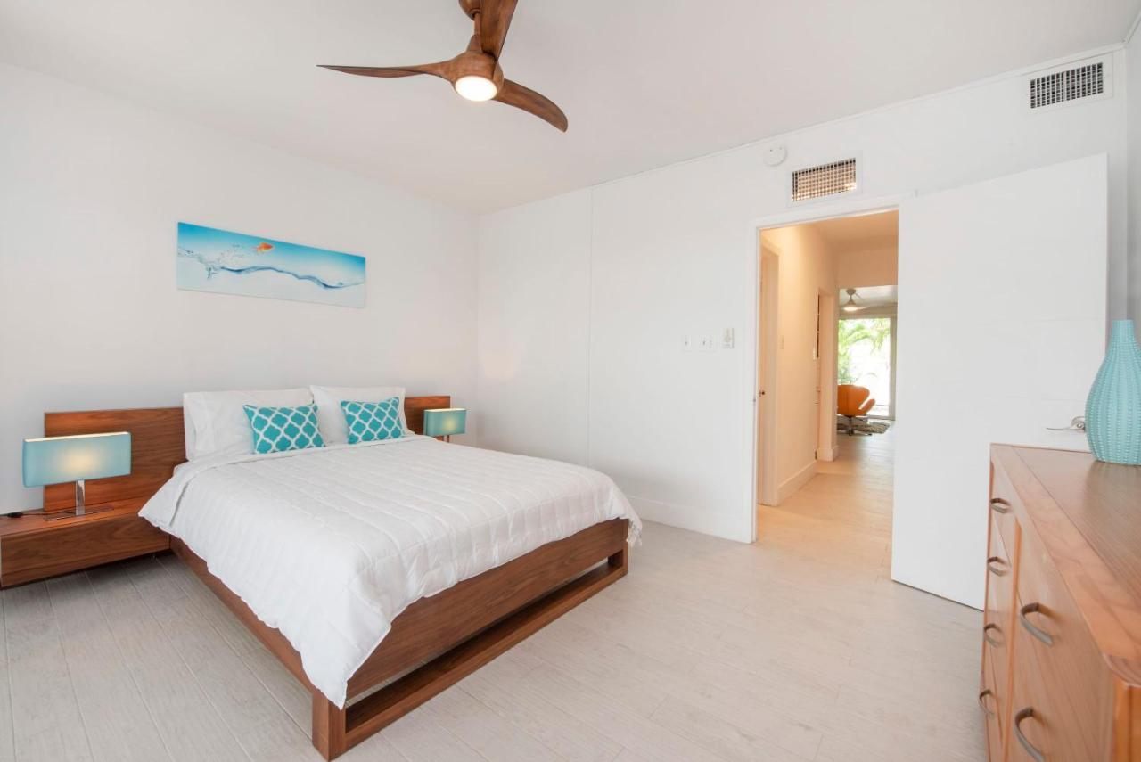 Beach Living At Island Pine Villas Blse George Town Dış mekan fotoğraf