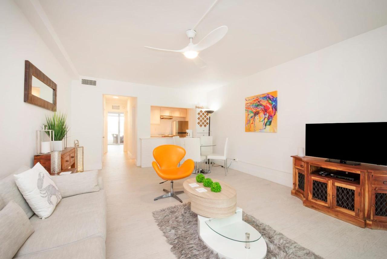 Beach Living At Island Pine Villas Blse George Town Dış mekan fotoğraf